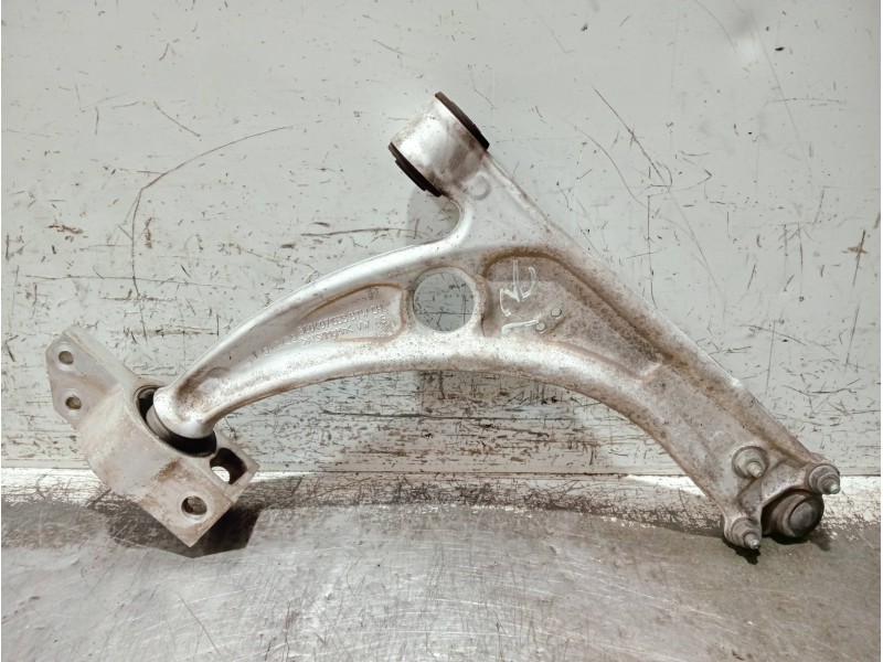 Recambio de brazo suspension inferior delantero izquierdo para volkswagen passat berlina (3c2) referencia OEM IAM 3C0407153B  