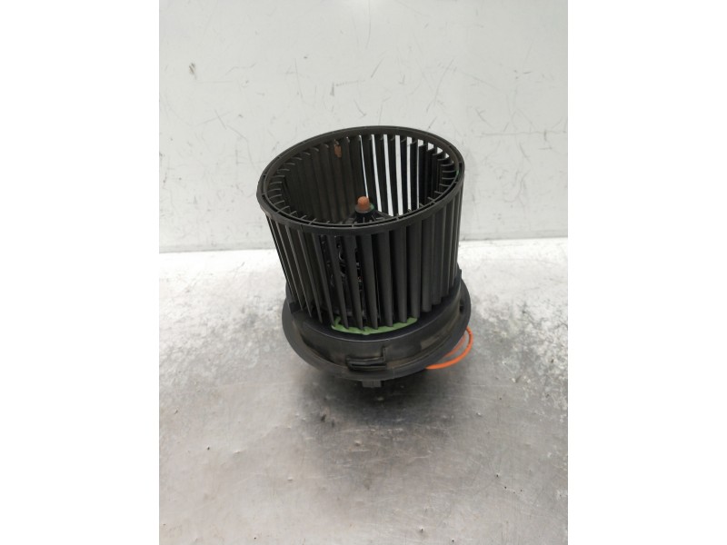 Recambio de motor calefaccion para renault clio iv referencia OEM IAM T1029527H  