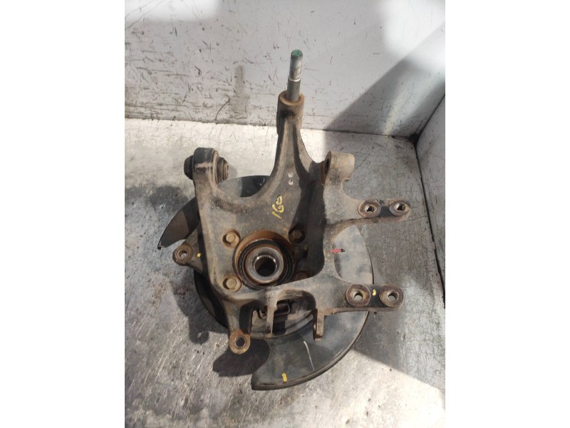 Recambio de mangueta trasera derecha para hyundai santa fe (dm) tecno 4wd referencia OEM IAM   527202W100