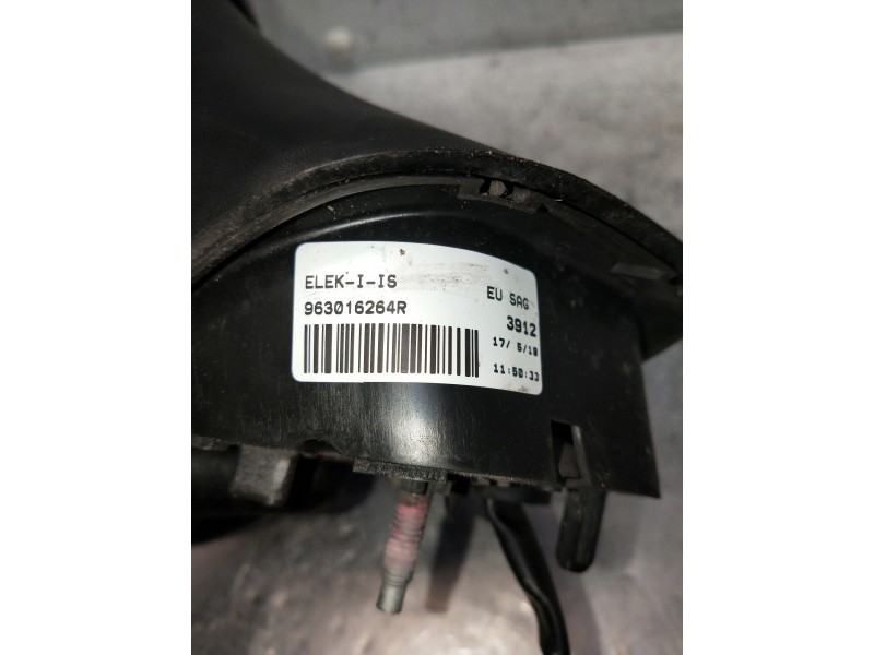 Recambio de retrovisor derecho para renault clio iv referencia OEM IAM 963016264R  ELECTRICO