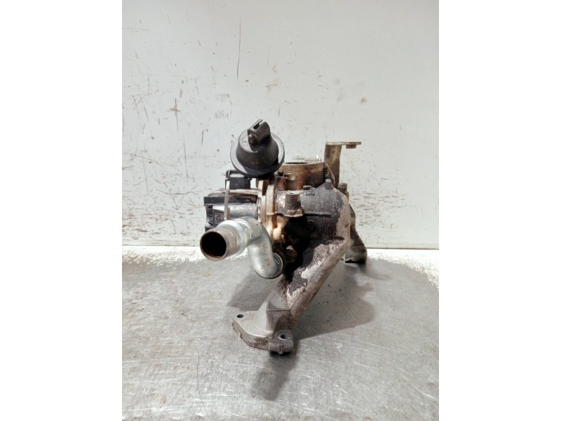 Recambio de valvula egr para peugeot 208 referencia OEM IAM 5923040 702209140 5056390800