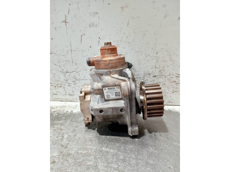 Recambio de bomba inyeccion para peugeot 208 referencia OEM IAM 9688499680 0445010516 BOSCH