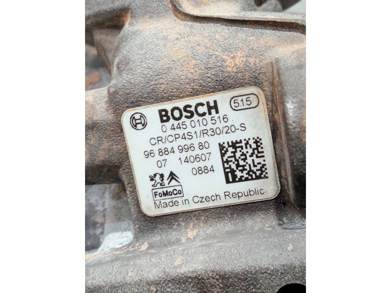 Recambio de bomba inyeccion para peugeot 208 referencia OEM IAM 9688499680 0445010516 BOSCH