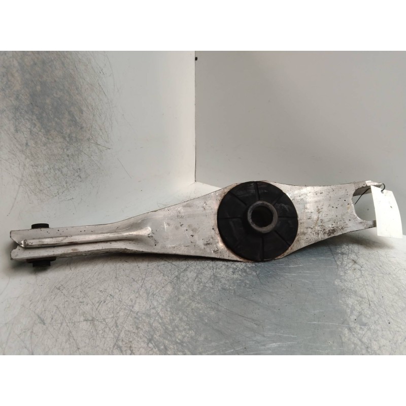 Recambio de brazo suspension inferior trasero derecho para opel insignia sports tourer 2.0 16v cdti referencia OEM IAM   