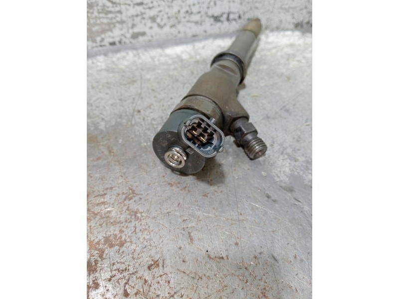 Recambio de inyector para iveco daily furgón referencia OEM IAM 0445110418 504389548 BOSCH