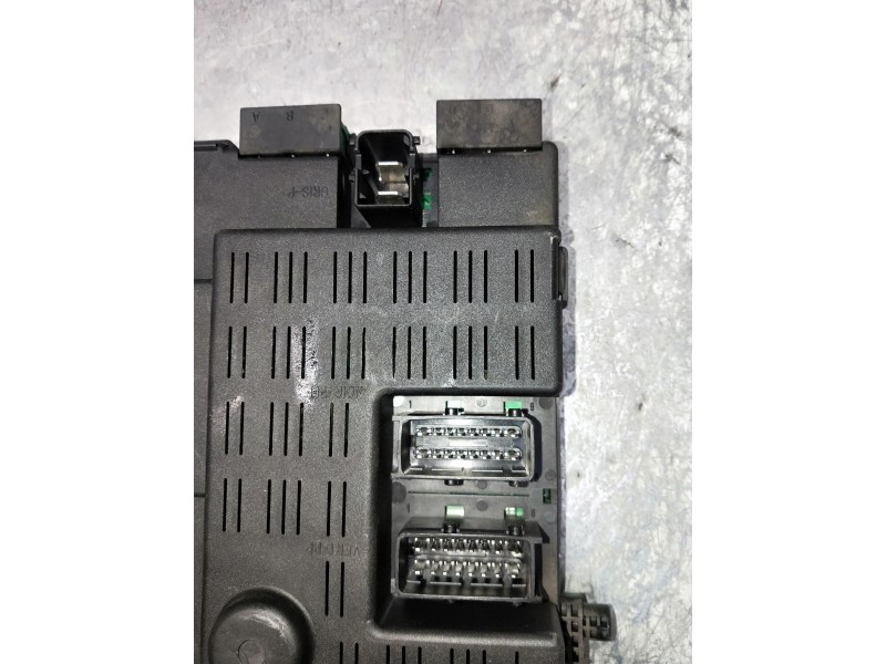 Recambio de caja reles / fusibles para citroen xsara berlina referencia OEM IAM 9643493480 13585300 