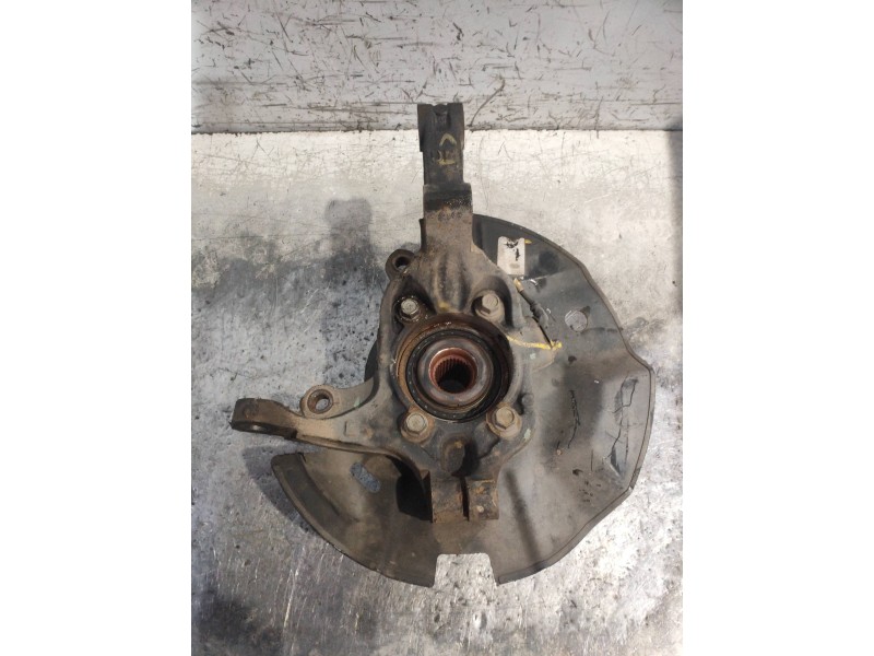 Recambio de mangueta delantera izquierda para hyundai santa fe (dm) tecno 4wd referencia OEM IAM   517152W000