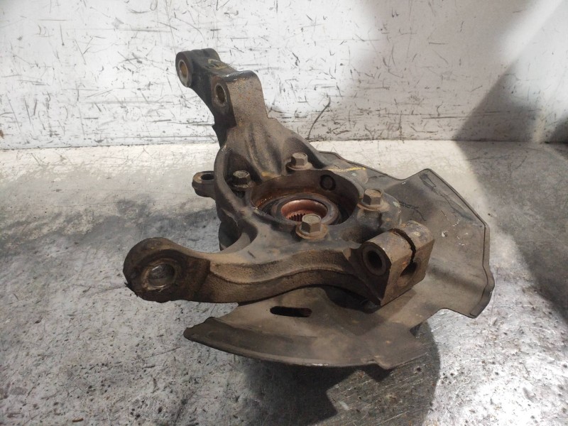 Recambio de mangueta delantera izquierda para hyundai santa fe (dm) tecno 4wd referencia OEM IAM   517152W000