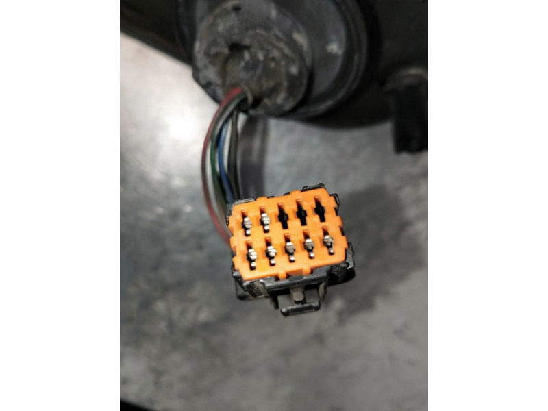 Recambio de retrovisor derecho para peugeot 206 berlina referencia OEM IAM 96480957XT  