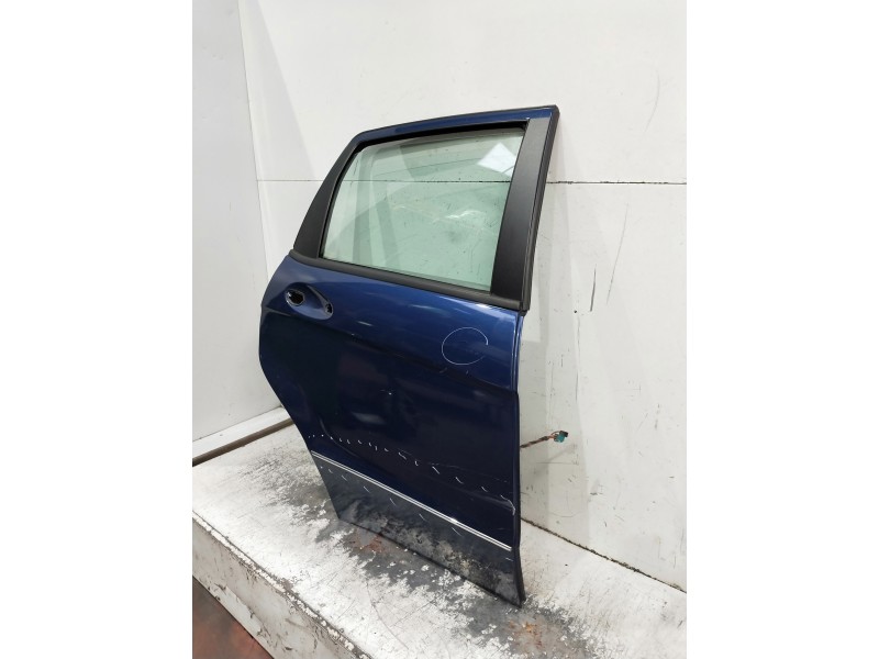 Recambio de puerta trasera derecha para mercedes clase a (w169) referencia OEM IAM  OJO VER FOTOS 5P