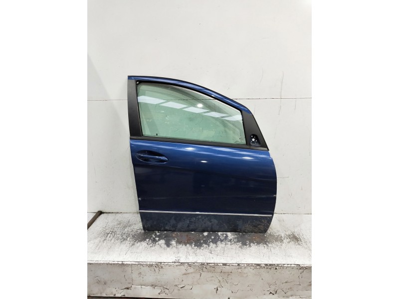 Recambio de puerta delantera derecha para mercedes clase a (w169) referencia OEM IAM  OJO VER FOTOS 5P