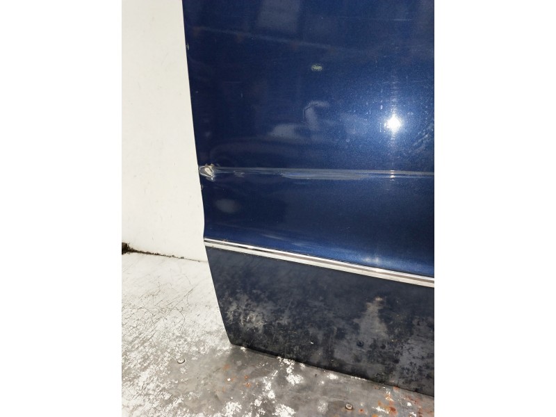 Recambio de puerta delantera derecha para mercedes clase a (w169) referencia OEM IAM  OJO VER FOTOS 5P