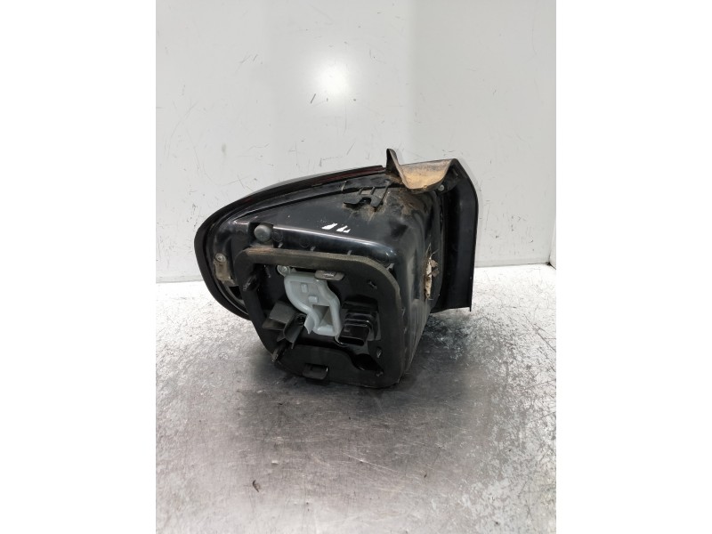 Recambio de piloto trasero derecho para jeep renegade limited referencia OEM IAM   