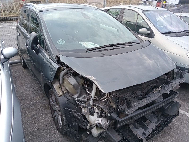 peugeot 5008 del año 2014