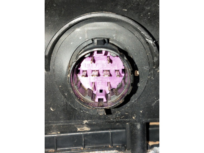 Recambio de faro izquierdo para jeep renegade limited referencia OEM IAM 00521440110 90174 00484