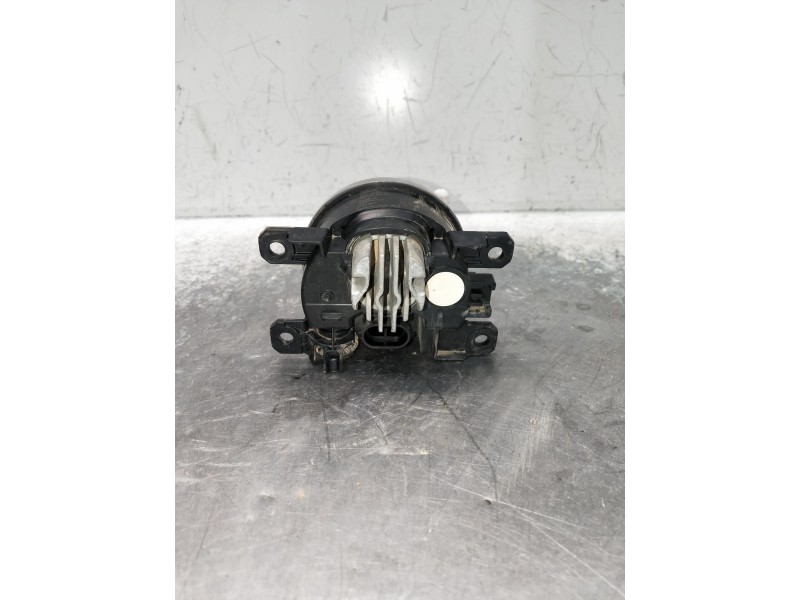 Recambio de faro antiniebla izquierdo para jeep renegade limited referencia OEM IAM   