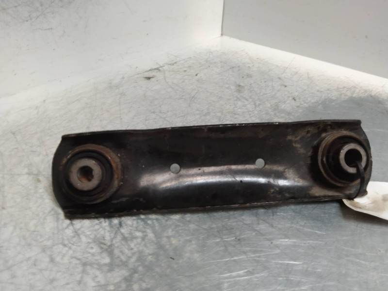 Recambio de tirante trasero derecho para opel insignia sports tourer 2.0 16v cdti referencia OEM IAM   