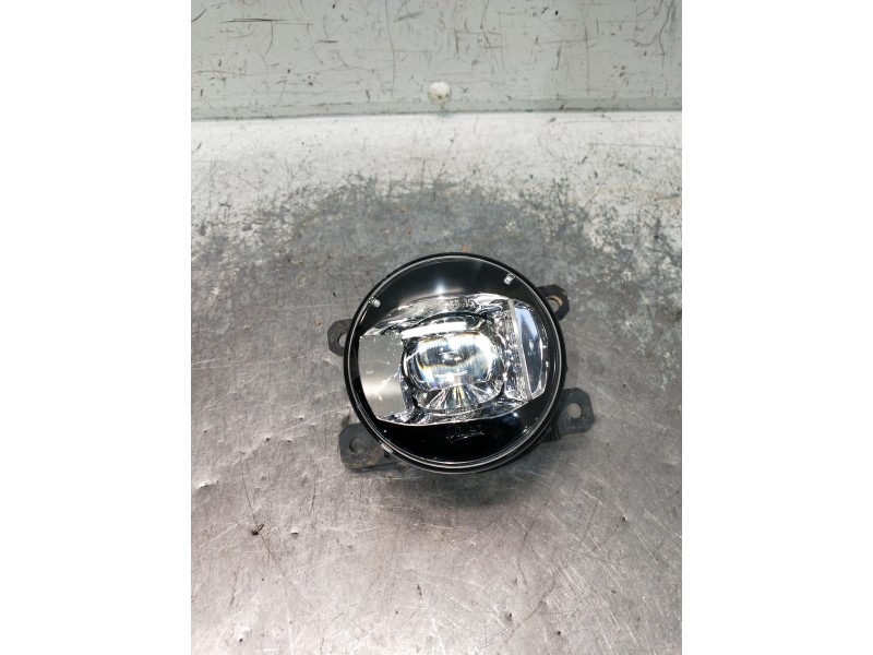 Recambio de faro antiniebla derecho para jeep renegade limited referencia OEM IAM   