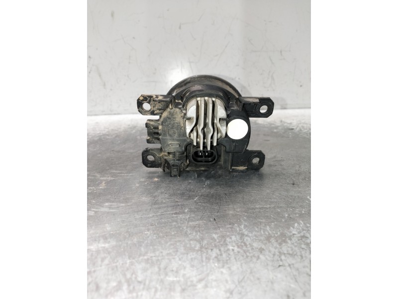 Recambio de faro antiniebla derecho para jeep renegade limited referencia OEM IAM   