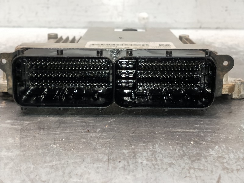 Recambio de centralita motor uce para jeep renegade limited referencia OEM IAM 0281035022 46338313 BOSCH