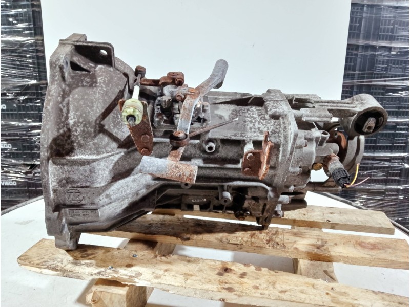 Recambio de caja cambios para renault master ii phase 2 caja cerrada referencia OEM IAM   5V