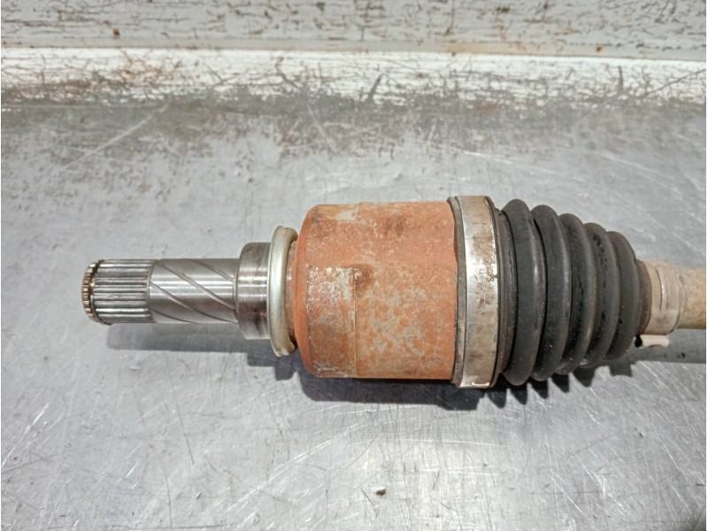 Recambio de transmision delantera izquierda para renault clio iv referencia OEM IAM 391010115R  