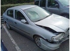 opel astra g berlina del año 2002