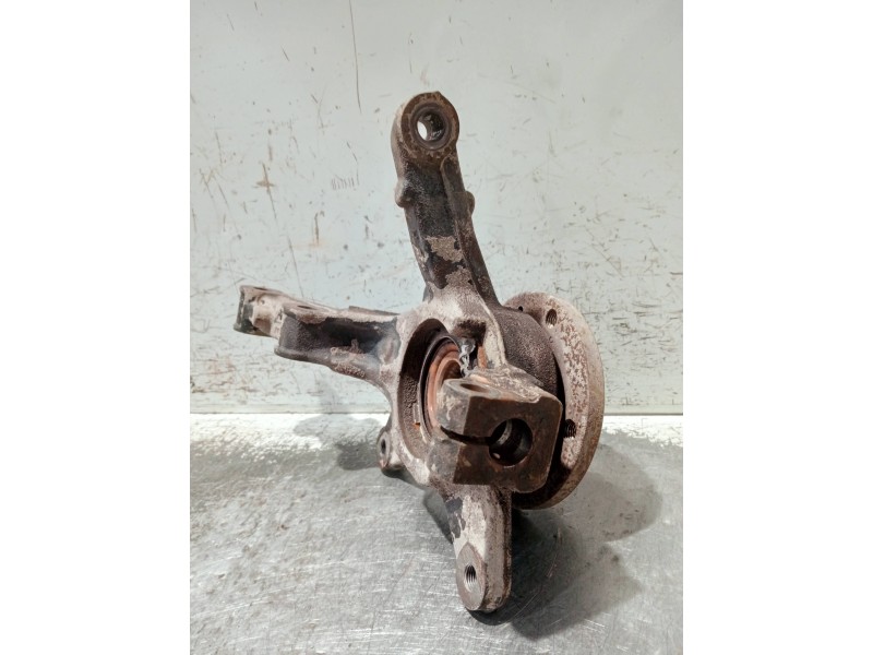 Recambio de mangueta delantera derecha para renault kangoo referencia OEM IAM   