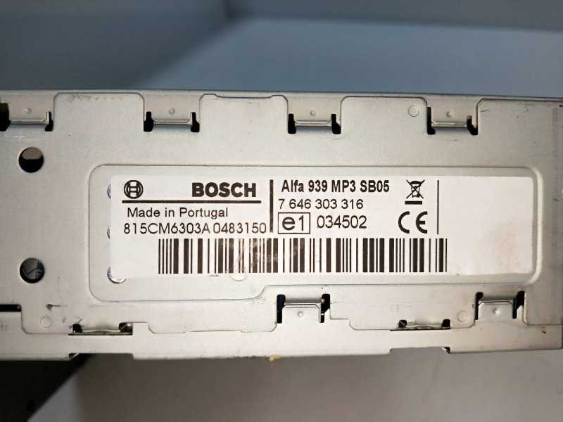 Recambio de sistema audio / radio cd para alfa romeo 159 (140) 2.4 jtdm 20v ti referencia OEM IAM 7646303316  BOSCH