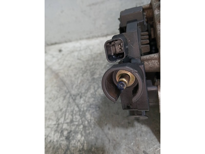 Recambio de alternador para citroen xsara picasso referencia OEM IAM 0124525034 9646477580 