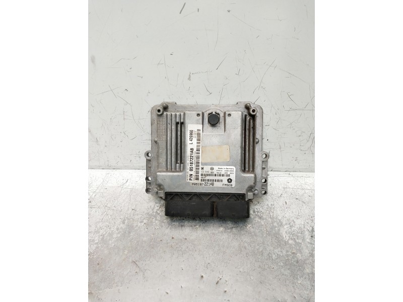 Recambio de centralita motor uce para jeep cherokee (kj) referencia OEM IAM 0281013649 P05187221AB L426960