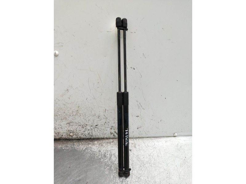 Recambio de amortiguadores maletero / porton para jeep renegade limited referencia OEM IAM 7672080460N 00520176510 