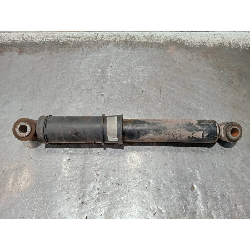 Recambio de amortiguador trasero derecho para renault kangoo referencia OEM IAM 562103493R  
