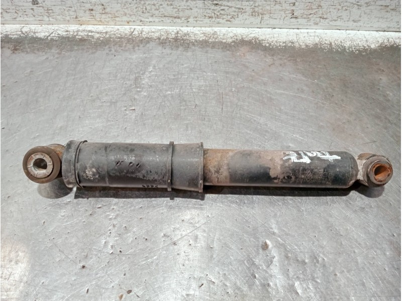 Recambio de amortiguador trasero izquierdo para renault kangoo referencia OEM IAM 562103493R  