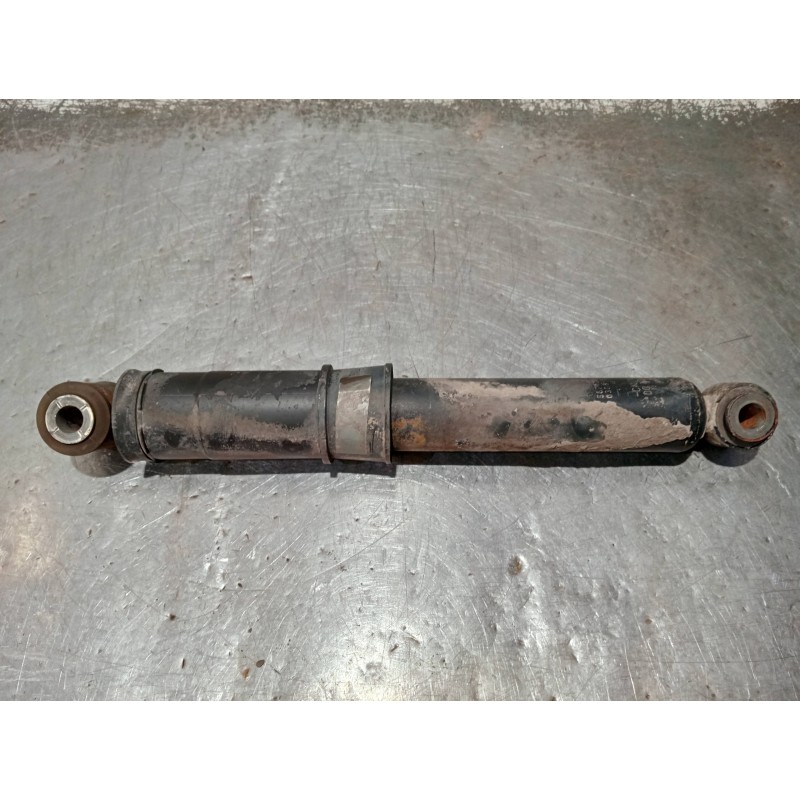 Recambio de amortiguador trasero izquierdo para renault kangoo referencia OEM IAM 562103493R  