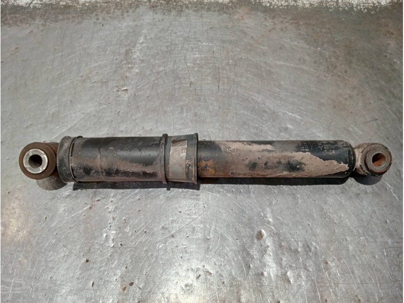 Recambio de amortiguador trasero izquierdo para renault kangoo referencia OEM IAM 562103493R  