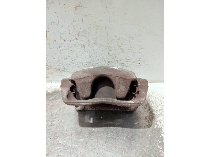 Recambio de pinza freno delantera derecha para renault kangoo referencia OEM IAM   