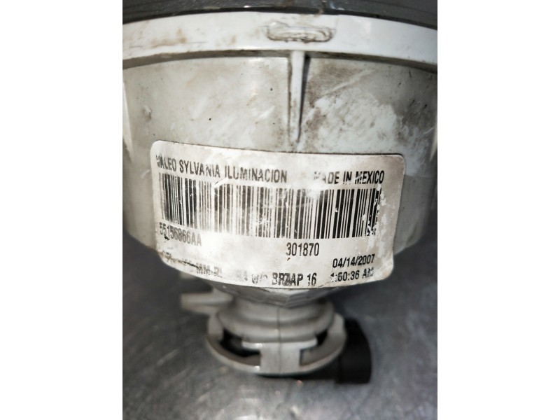 Recambio de faro antiniebla derecho para jeep cherokee (kj) referencia OEM IAM 55156866AA  