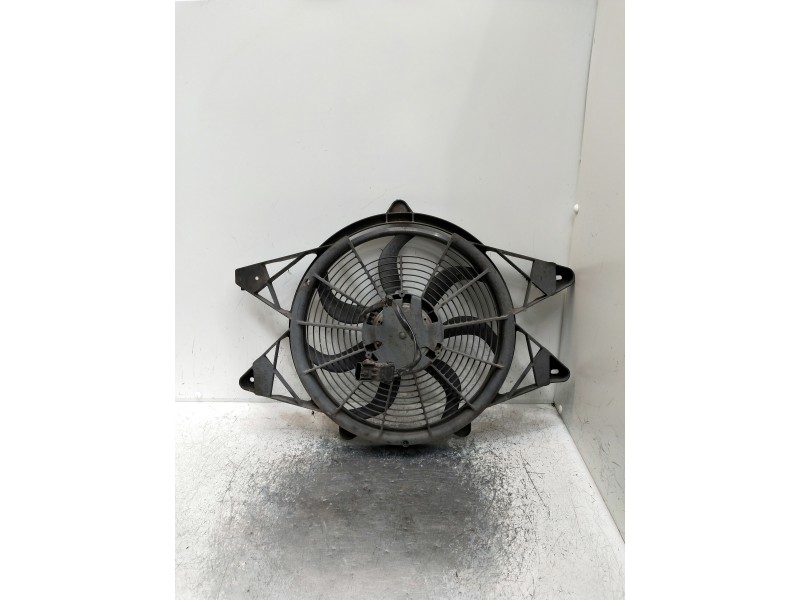 Recambio de electroventilador para jeep cherokee (kj) referencia OEM IAM 5000660  