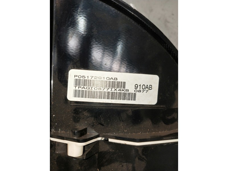 Recambio de cuadro instrumentos para jeep cherokee (kj) referencia OEM IAM P05172910AB A2C53176906 
