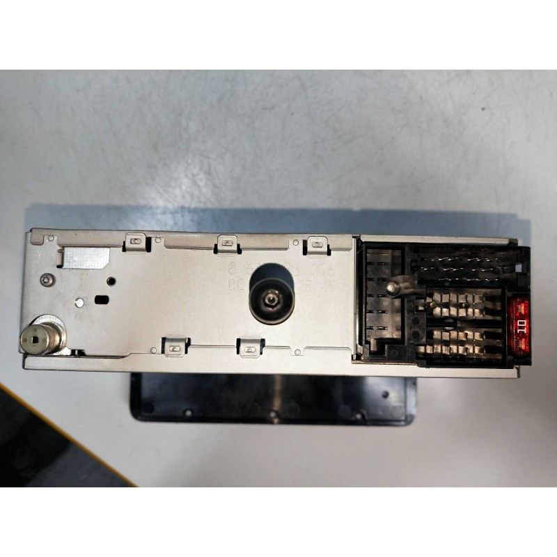 Recambio de sistema audio / radio cd para alfa romeo 159 (140) 2.4 jtdm 20v ti referencia OEM IAM 7646303316  BOSCH
