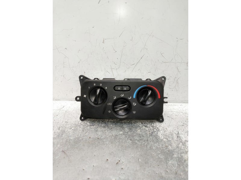 Recambio de mando calefaccion / aire acondicionado para jeep cherokee (kj) referencia OEM IAM P55037533AG IB1C300205 