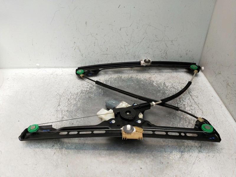 Recambio de elevalunas delantero derecho para citroen c4 picasso referencia OEM IAM 9675924680  5P