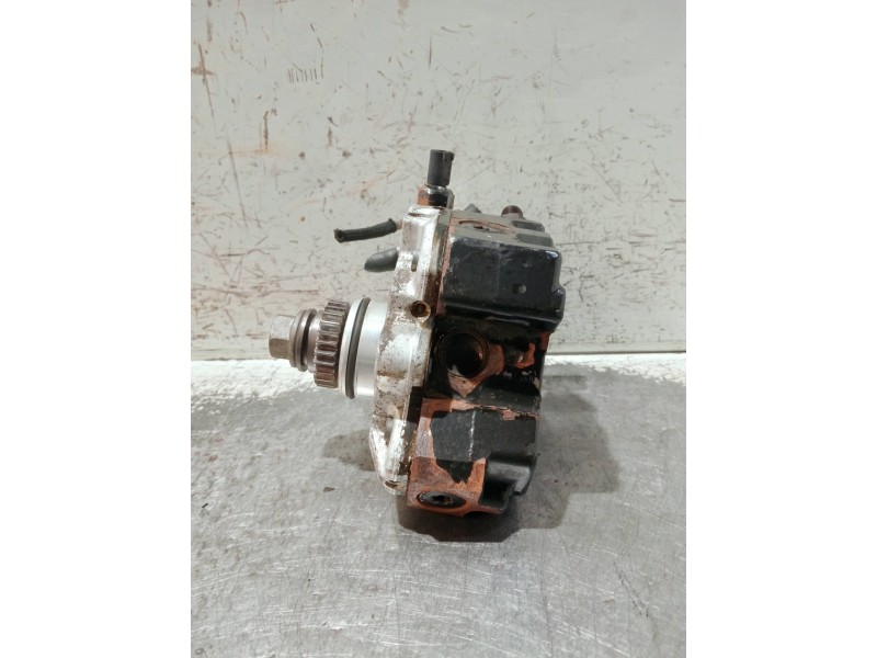 Recambio de bomba inyeccion para mercedes clase a (w169) referencia OEM IAM A6400700701 0445010120 BOSCH