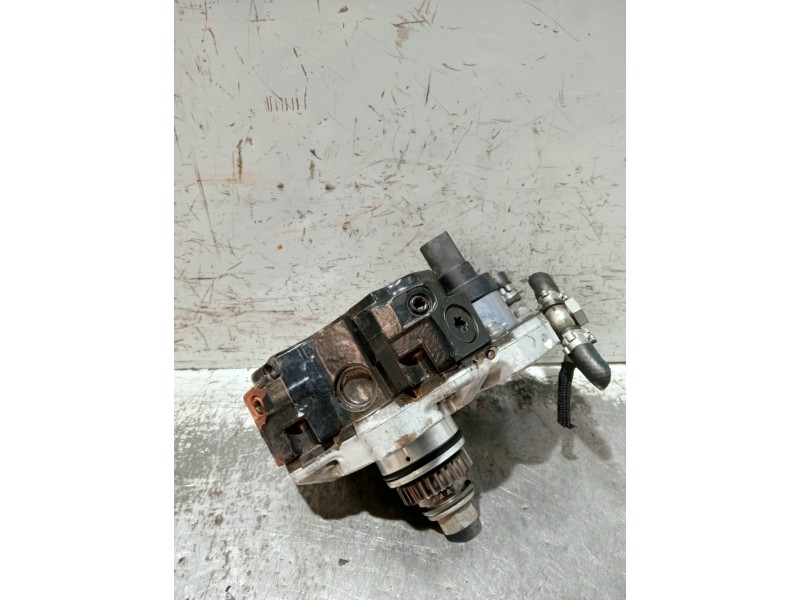 Recambio de bomba inyeccion para mercedes clase a (w169) referencia OEM IAM A6400700701 0445010120 BOSCH