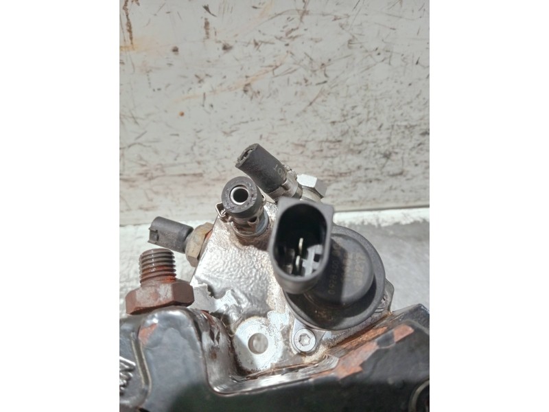 Recambio de bomba inyeccion para mercedes clase a (w169) referencia OEM IAM A6400700701 0445010120 BOSCH