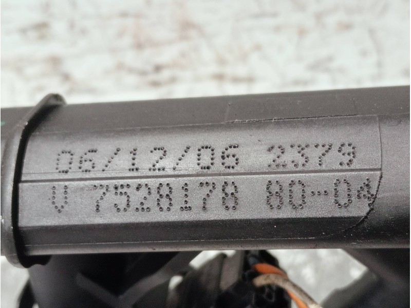 Recambio de rampa inyectora para mini mini (r56) referencia OEM IAM V75281788004  