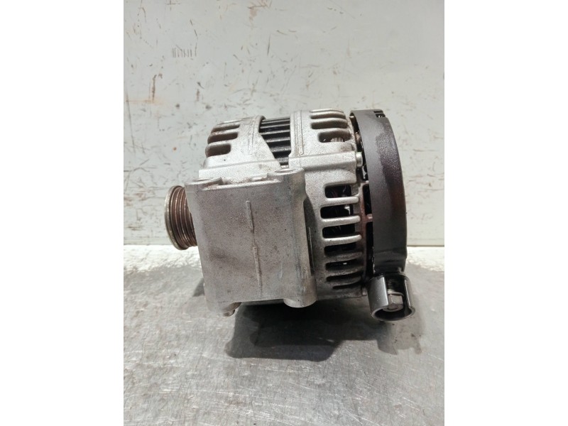 Recambio de alternador para mini mini (r56) referencia OEM IAM V75743658001 0121615012 