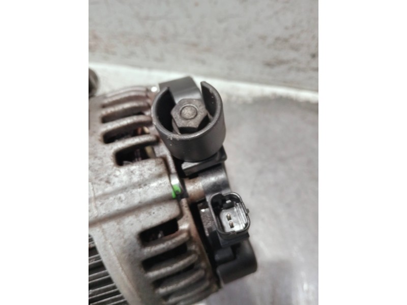 Recambio de alternador para mini mini (r56) referencia OEM IAM V75743658001 0121615012 