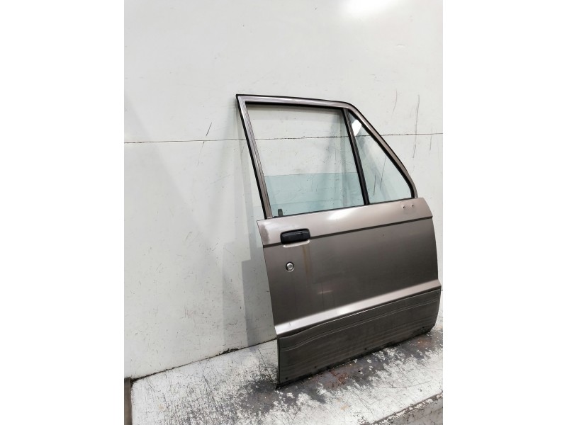 Recambio de puerta delantera derecha para isuzu trooper referencia OEM IAM   6P